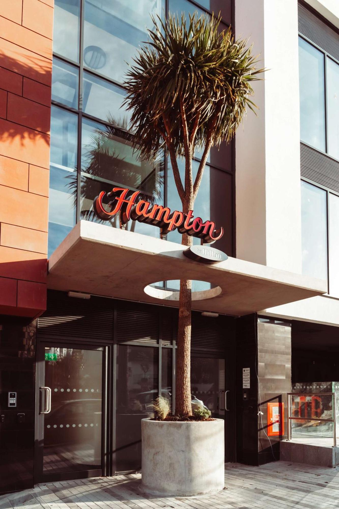 Hotel Hampton By Hilton 3*